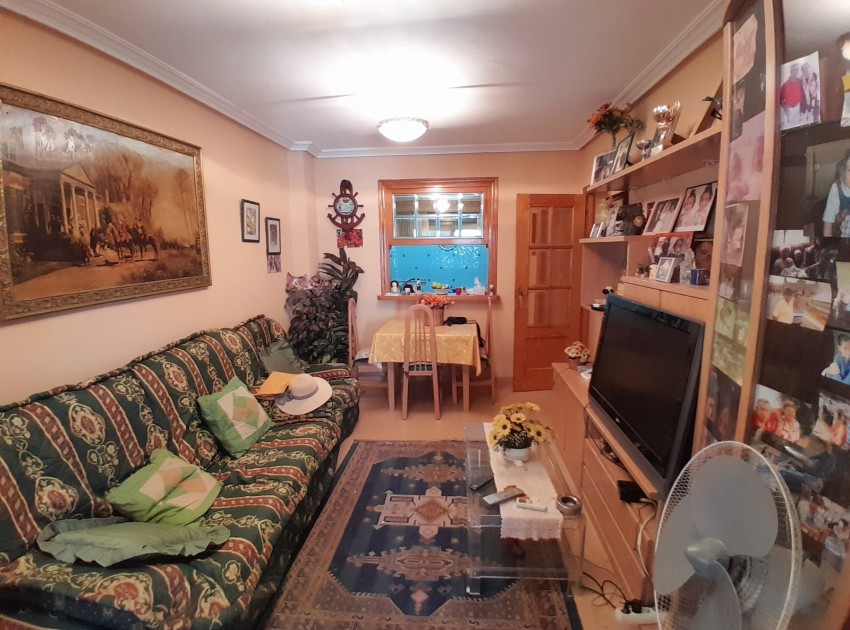Venta - Apartamento / Piso - Guardamar del Segura - Urbanizaciones