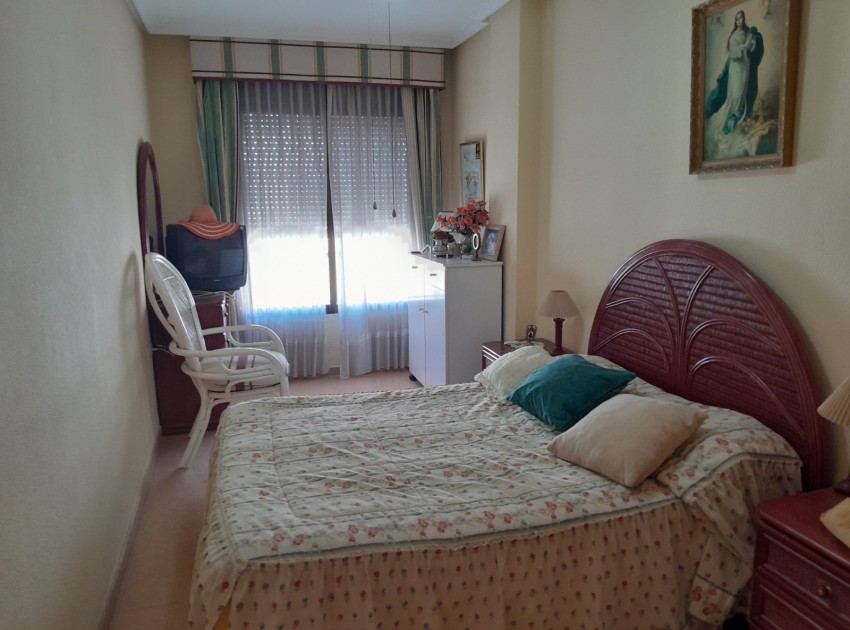 Venta - Apartamento / Piso - Guardamar del Segura - Urbanizaciones
