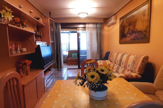 Venta - Apartamento / Piso - Guardamar del Segura - Urbanizaciones