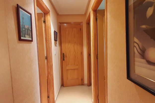 Venta - Apartamento / Piso - Guardamar del Segura - Urbanizaciones