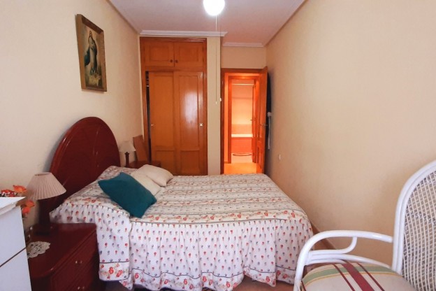 Venta - Apartamento / Piso - Guardamar del Segura - Urbanizaciones